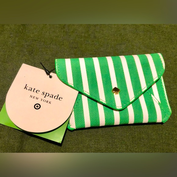 kate spade Handbags - 🌴🎉 *NWT* TARGET X KATE SPADE COLLAB STRIPED CARD CASE! 🎊